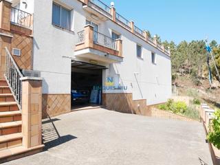 Xalet a Riudarenes. Casa en venta en urba de riudarenes