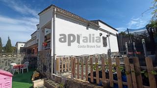 Xalet a Montbarbat. Casa a tan solo 10  minutos de playa montbarbat