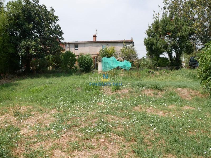 Foto 5e62a567-cf76-45c2-993e-605280ec7602. Chalet en carrer del freixe 5 te gustaría vivir en una masiá con la comodidad de tenerlo todo a mano, pues esta es tu oportunidad. en Sils