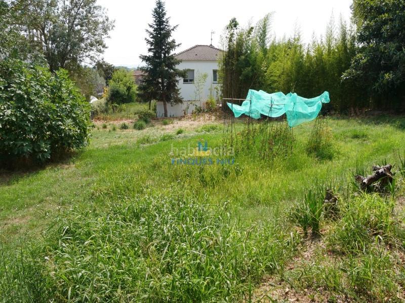 Foto b0fd25d7-432d-4e83-9347-a26f50272e38. Chalet en carrer del freixe 5 te gustaría vivir en una masiá con la comodidad de tenerlo todo a mano, pues esta es tu oportunidad. en Sils