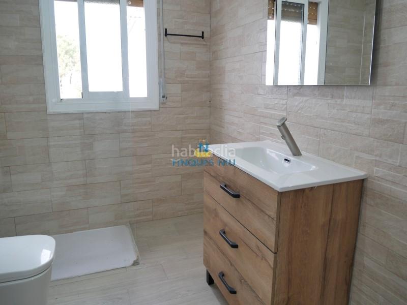 Foto 245ed5ae-5f7e-4108-bef8-15d2ed10d699. Casa a carrer tulipà 4 a Aiguaviva Parc Vidreres