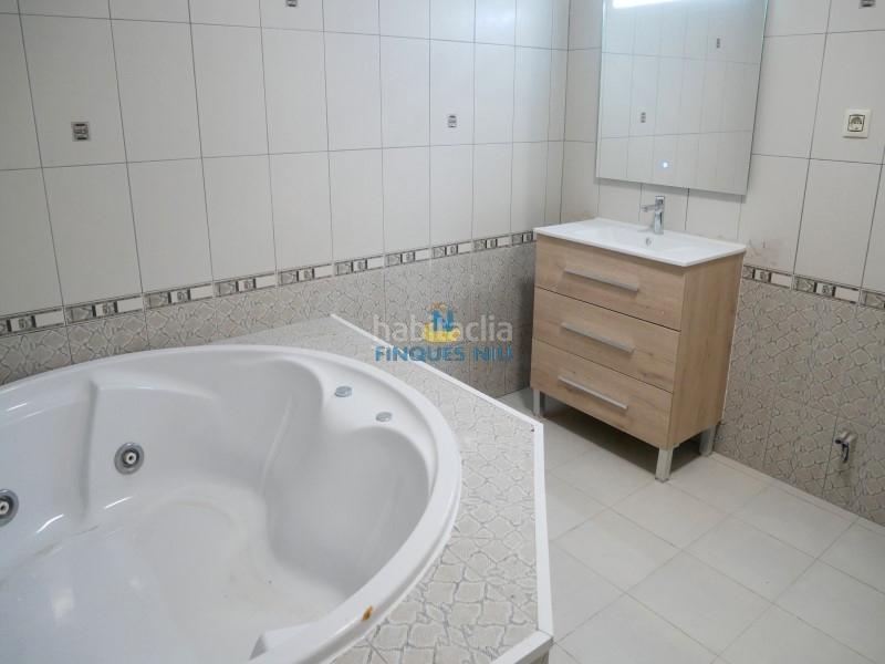Foto 4d121b83-26d9-423f-924f-3430aed13b7a. Casa a carrer tulipà 4 a Aiguaviva Parc Vidreres