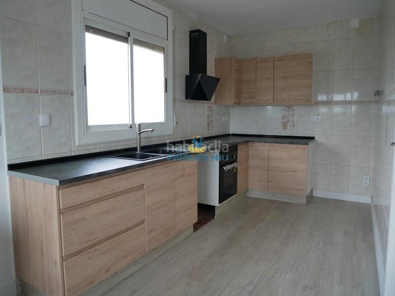 Foto 734fbfaa-b775-4bf5-8a87-8532c7fb640d. Casa a carrer tulipà 4 a Aiguaviva Parc Vidreres