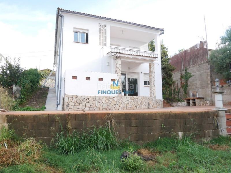 Foto 83c23837-250a-4b31-b39e-174320ed40f3. Casa a carrer tulipà 4 a Aiguaviva Parc Vidreres