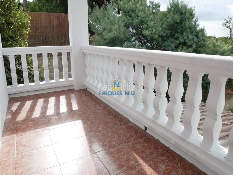 Foto b1b44f4b-0088-4ab5-81ac-b80c88fbc1df. Casa a carrer tulipà 4 a Aiguaviva Parc Vidreres