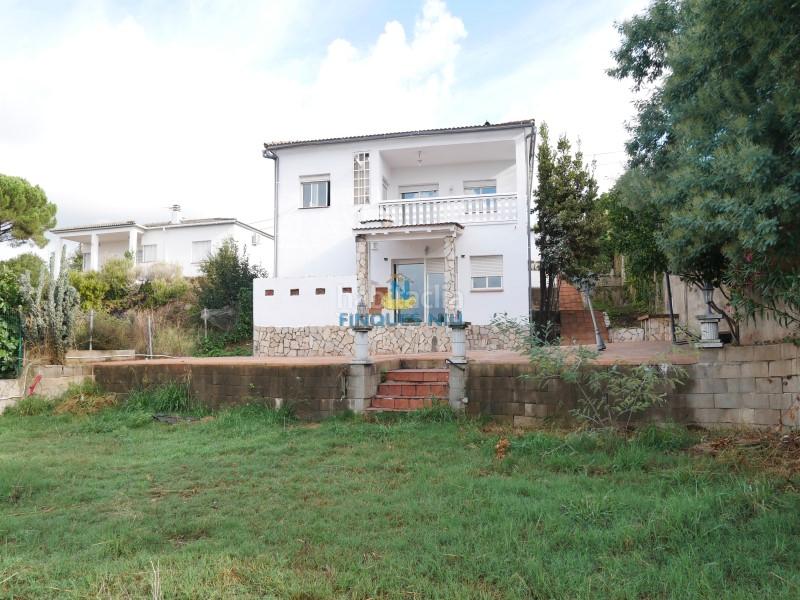 Foto db857e82-e6db-4991-af94-1b335723c6f3. Casa a carrer tulipà 4 a Aiguaviva Parc Vidreres