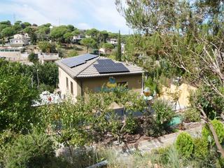 Xalet  Carrer ripollès. Casa en venta en maçanet de la selva.