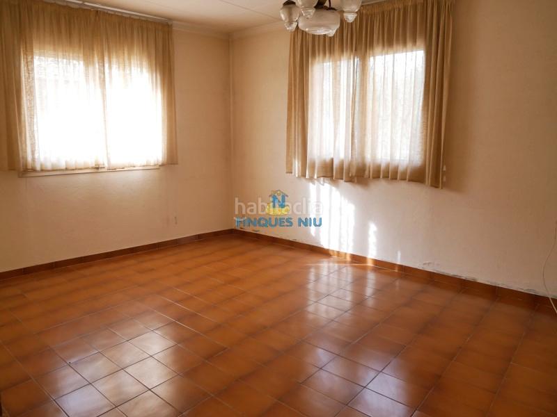 Foto 361f8a9c-dba7-4c0c-af23-7b1e0a083b83. Xalet amb xemeneia aparcament a Maçanet de la Selva poble Maçanet de la Selva