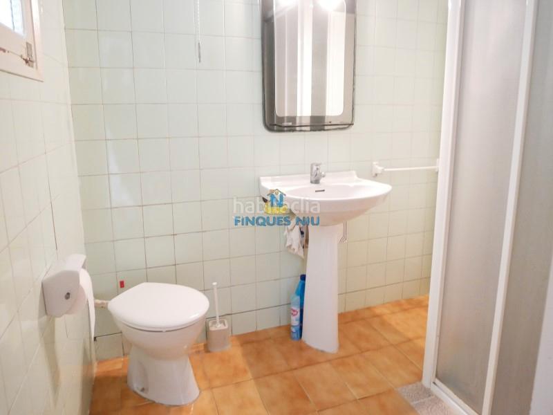 Foto 75390b4b-f829-486c-a60b-22c6b4316d7a. Xalet amb xemeneia aparcament a Maçanet de la Selva poble Maçanet de la Selva