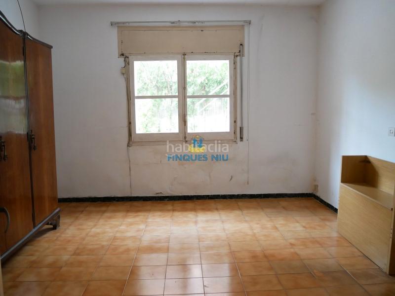 Foto 99ad32ca-5099-4a83-8a15-9b6c6a3cb927. Xalet amb xemeneia aparcament a Maçanet de la Selva poble Maçanet de la Selva