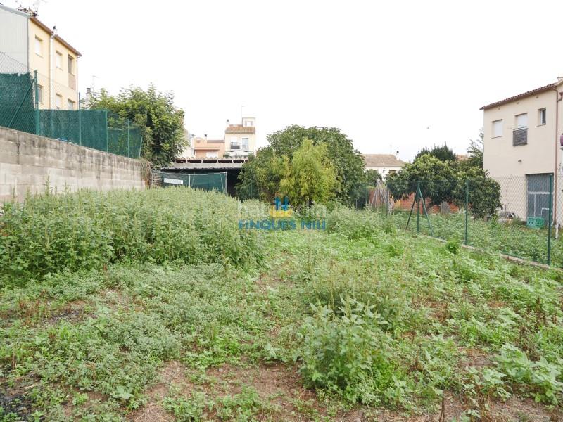 Foto a49fd3ac-85c1-4022-ac03-9bb9f94fd45d. Xalet amb xemeneia aparcament a Maçanet de la Selva poble Maçanet de la Selva