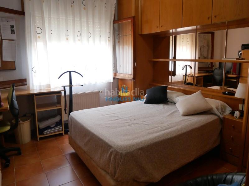 Foto e7d97e62-6b33-4c49-b00d-7839ae92b85f. Xalet amb xemeneia aparcament a Maçanet de la Selva poble Maçanet de la Selva