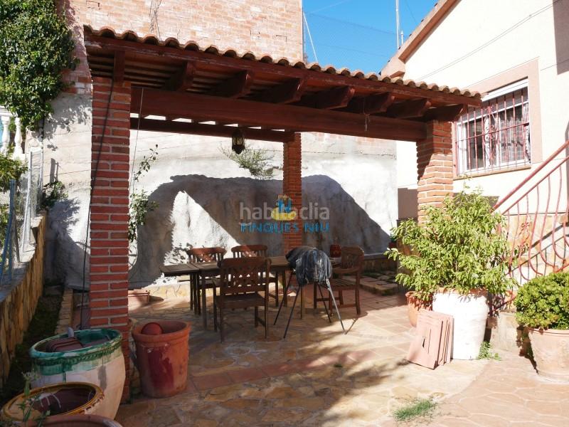 Foto a9cbfac9-21d6-486d-a01c-ec7797cb3b8d. Chalet avec cheminée chauffage parking piscine dans Vidreres