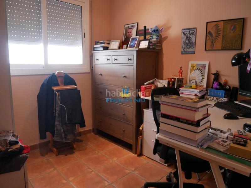 Foto bed50772-5448-4076-9b2c-e36927565cf8. Chalet avec cheminée chauffage parking piscine dans Vidreres