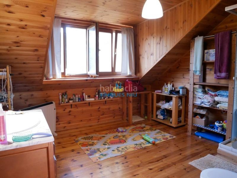 Foto 3d303404-2b19-440f-8146-f54945246888. Chalet avec parking piscine dans Sils