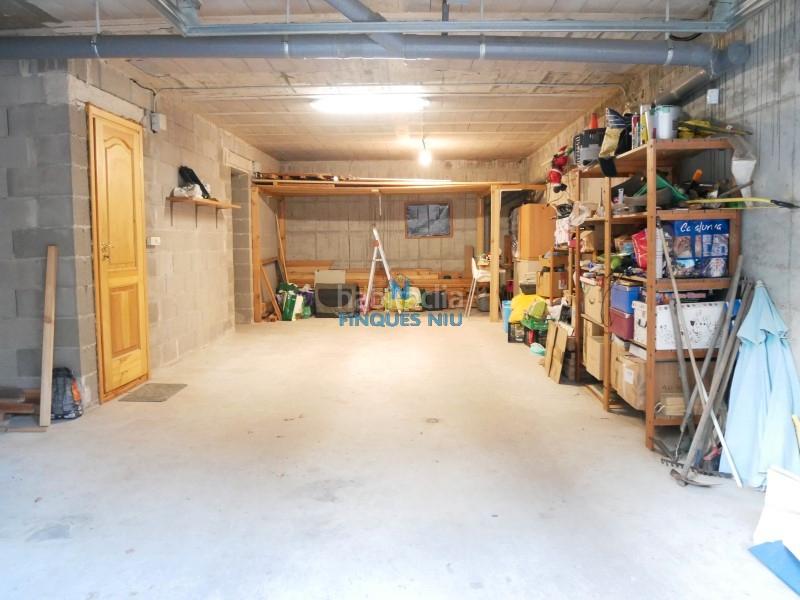 Foto c3f87f8b-03f6-4c12-b26f-c700b892ae1d. Chalet avec parking piscine dans Sils