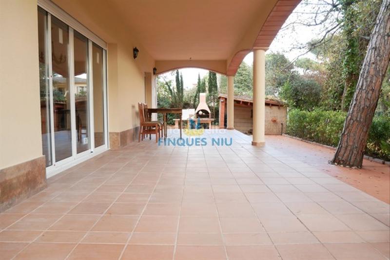 Foto 08c1fa2f-a9d2-4d65-8ab3-6d719b0a11b1. Chalet con camino parcheggio in La Goba Vidreres