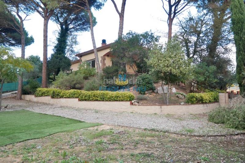 Foto 22eacefb-3b4f-40e6-95bf-339129828e30. Chalet con camino parcheggio in La Goba Vidreres