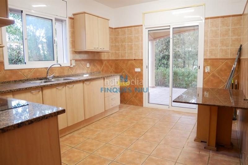 Foto 3b260381-f91e-4e82-83b9-5e48fd7c1d9e. Chalet con camino parcheggio in La Goba Vidreres