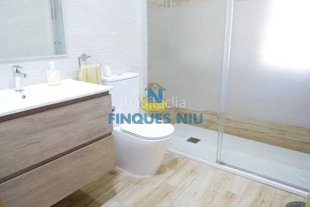 Foto 00978170-5188-45f6-9105-b23b60e060c3. Xalet amb calefacció aparcament piscina a Lloret Residencial - Montlloret Lloret de Mar