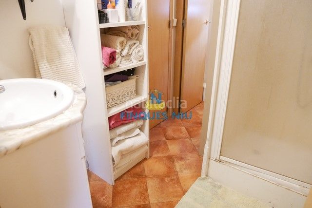 Foto 57e6b747-e02f-41d8-96a9-577fc9a2ced7. Xalet amb xemeneia a Aiguaviva Parc Vidreres