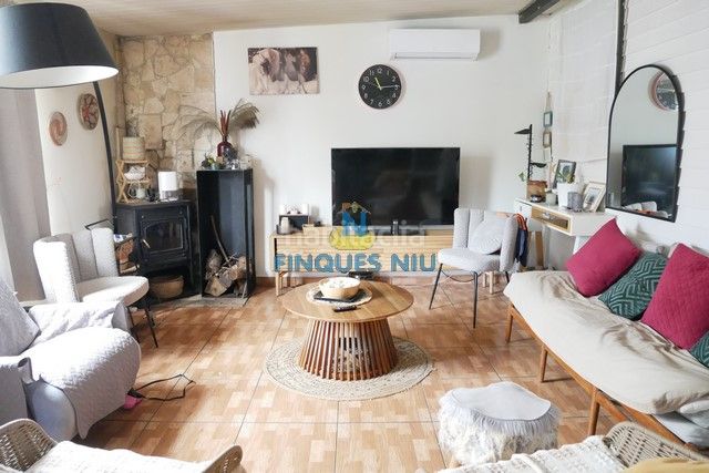Foto a67901a8-97e8-4dd0-a98a-b31d6eda886e. Xalet amb xemeneia a Aiguaviva Parc Vidreres
