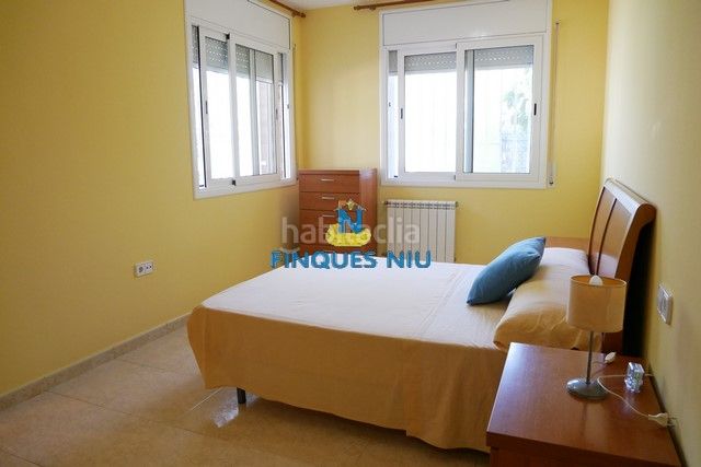 Foto b8a96998-f4a9-40a7-b651-811fdd5204e4. Xalet amb calefacció aparcament piscina a Sils