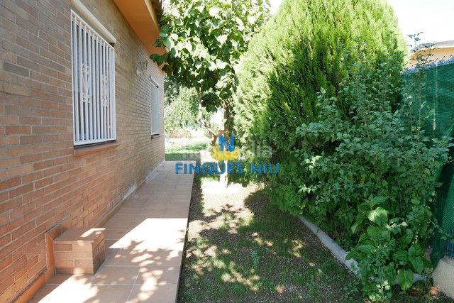 Foto f88b149e-7f36-4ece-bff8-30e0e89e628b. Xalet amb calefacció aparcament piscina a Sils