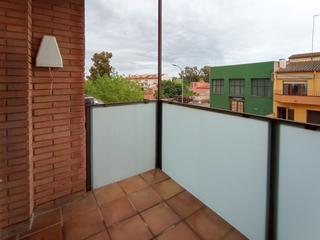 Pis  Carrer punxa. Gran terraza y ascensor
