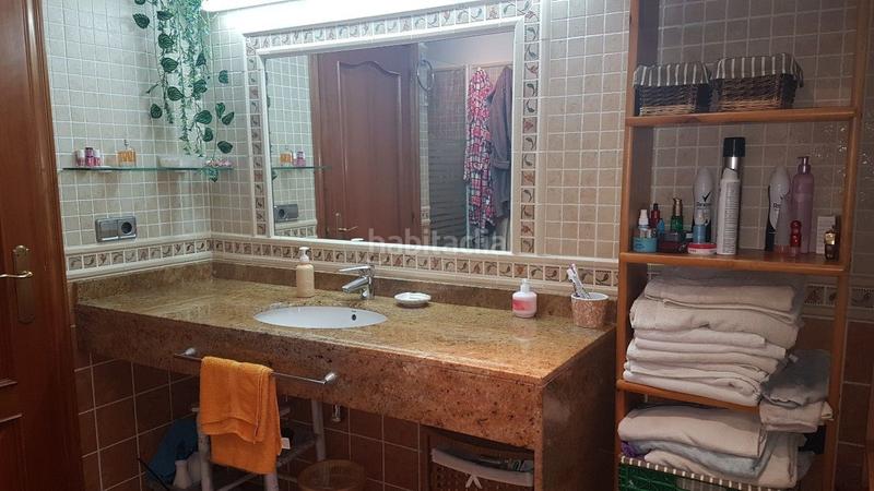 Foto 74d4d733-f99e-4864-b195-d39881c33f6e. Xalet amb calefacció aparcament a Vall-llobrega