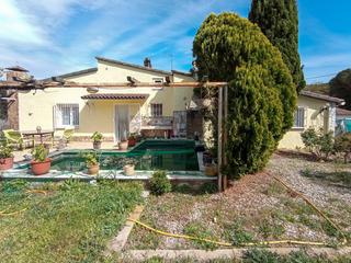 Xalet a Carrer orquídea 32. Finca con 2 construcciones con un terreno de 1.460 m