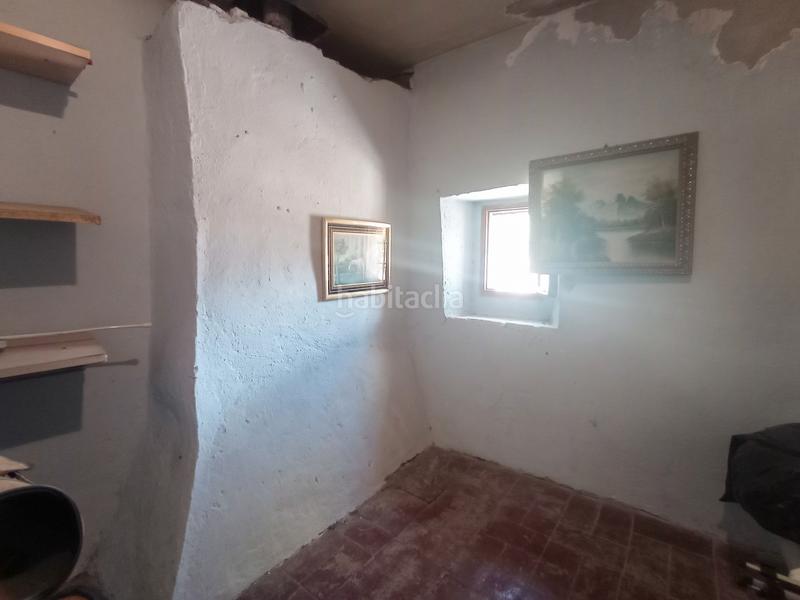 Foto 2b055520-ddde-439b-a622-55d818f2f79e. Xalet a carrer mascanada 28 a Eixample Sant Feliu de Guíxols