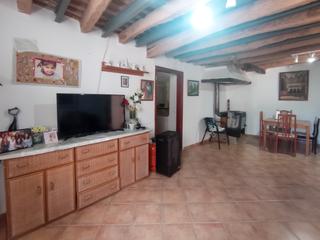 Chalet à Carrer mascanada 28. Casa antigua con patio a pie de la playa