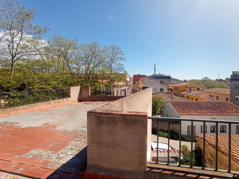 Foto fc1d04ec-07e2-4a5e-91d7-6728fb53b7fa. Xalet a carrer mascanada 28 a Eixample Sant Feliu de Guíxols