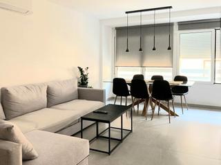 Edificio en Carrer puig sureda 29. Encanto mediterrneo en el casco antiguo de lescala: edificio r