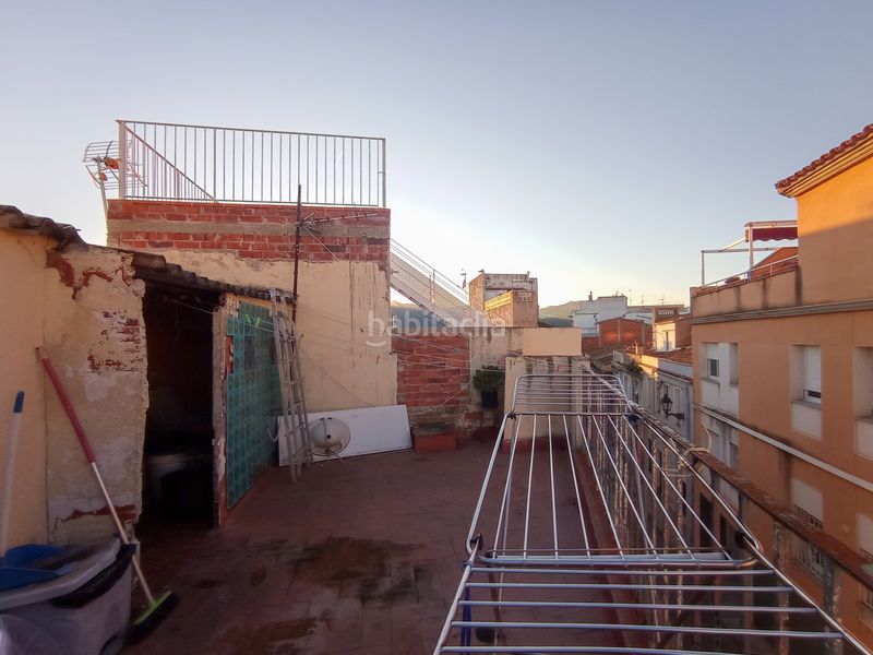 Foto 0ece70ae-f2c3-4cc6-88f6-34dac7976a20. Casa amb xemeneia a Eixample Sant Feliu de Guíxols