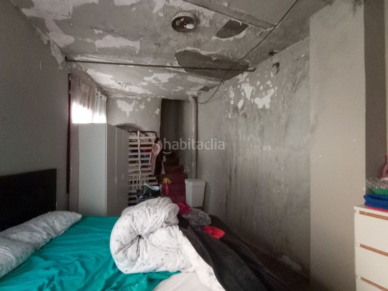 Foto 6518afbd-4ef7-47d1-995a-ef27f195172e. Casa amb xemeneia a Eixample Sant Feliu de Guíxols