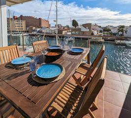 Pis  Carrer cap blanc. Exclusivo piso con gran terraza con vistas al canal, garaje y tr