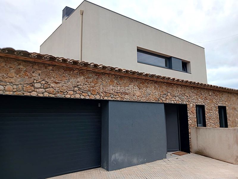 Foto 348c4e2b-0bf9-4eb1-b221-e1bb3ea5e0ce. Casa amb calefacció a Albons