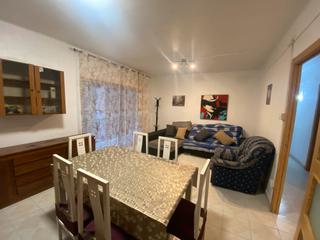 Lloguer Pis  Carrer rovira i virgili. Piso alquiler ideal 4 estudiantes  erasmus