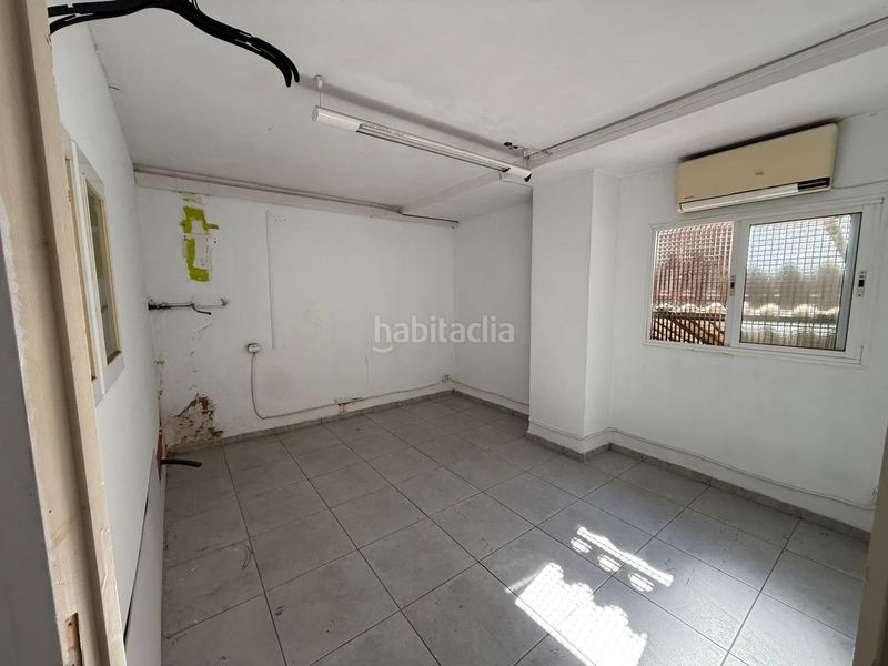 Foto 1681acf4-420a-4b37-b4d2-b64fdbf5ab69. Local comercial a Nou Eixample Sud Tarragona