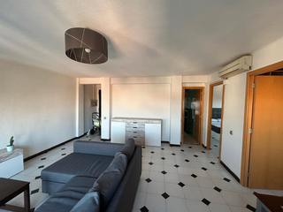 Pis a Sant Pere i Sant Pau. Piso en venta - reformado - buen estado