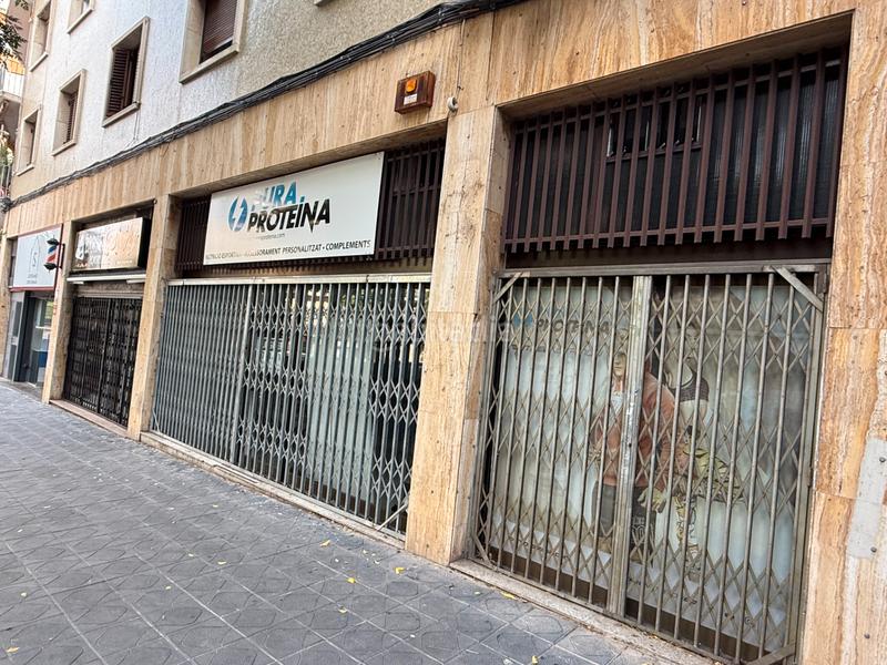 Foto 3826d412-7c48-4a88-af17-43aa21716328. Alquiler local comercial local planta baja - escaparate de 5metros lineales - 2 estancias separadas - 1 aseo - aabb - disponible a partir de 15 de enero en Tarragona