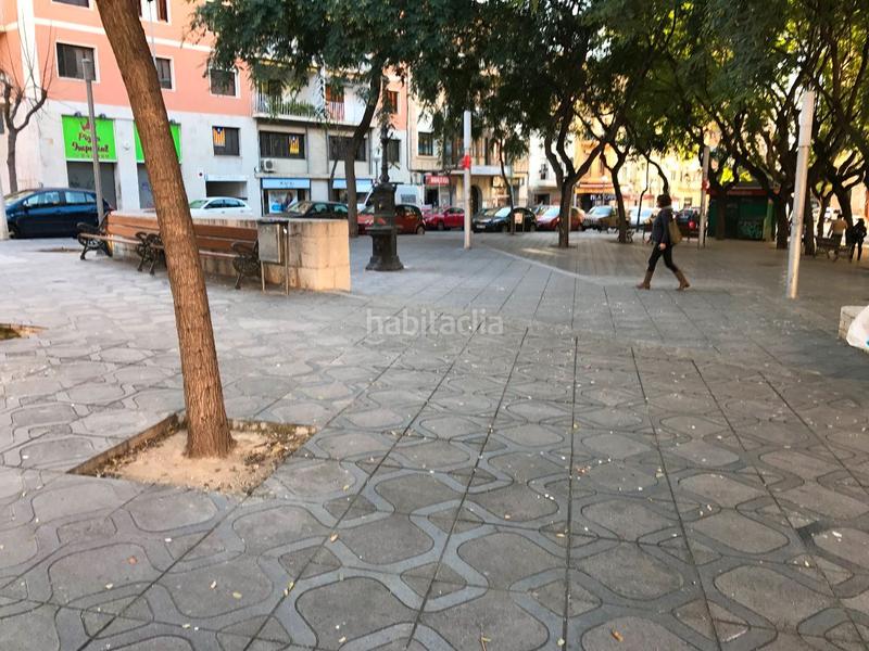 Foto a90c2866-9db4-48c1-a214-a96b4ea5294d. Alquiler local comercial local planta baja - escaparate de 5metros lineales - 2 estancias separadas - 1 aseo - aabb - disponible a partir de 15 de enero en Tarragona