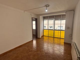 Pis  Carrer del baró de les quatre torres. Vivienda en venta zona eixample