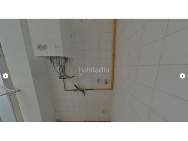 Foto 7a6c0af9-0956-466b-a65a-c526120d011e. Piso alquilado ideal para inversores en Sant Narcis Girona