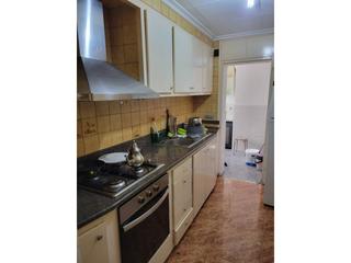 Pis a Centre. Piso en venta en salt alquilado solo inversores
