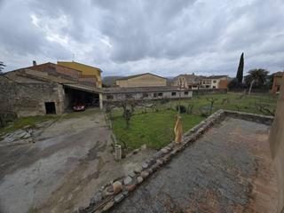 House in Cervi de Ter. Masia en venta en cervia de ter