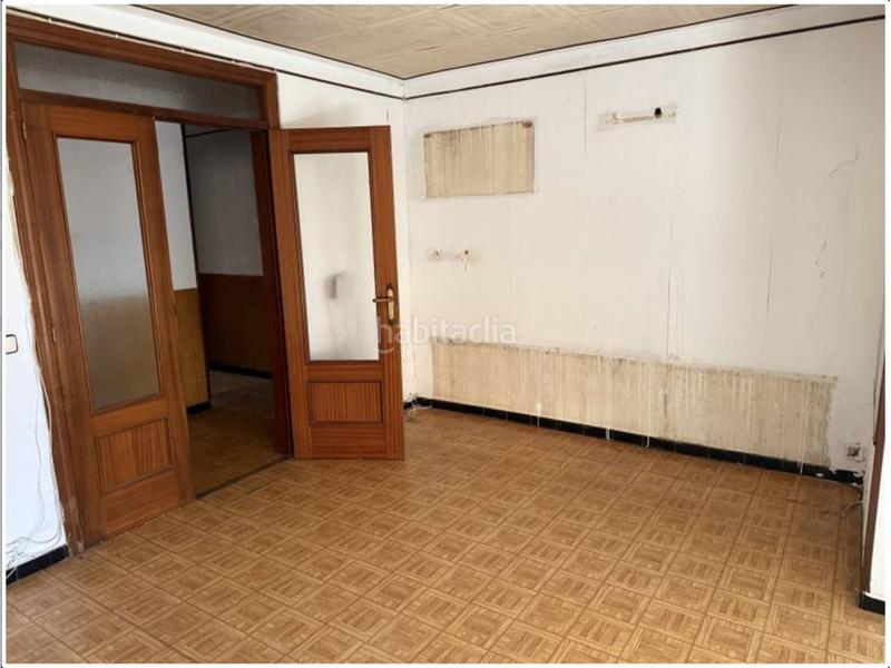 Foto f514463b-8a79-4e0a-8aa4-69e24df59228. Etagenwohnung mit heizung in Santa Eugenia Girona