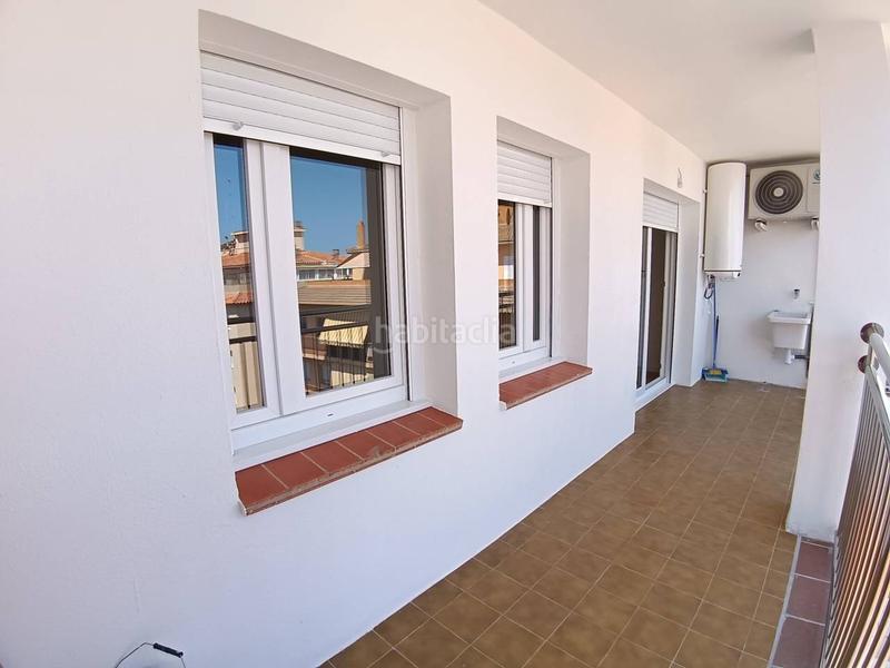 Foto 06b9a67c-4dce-4390-bfcc-97520c5b3588. Piso venta dúplex totalmente reformado a estrenar en Palamós